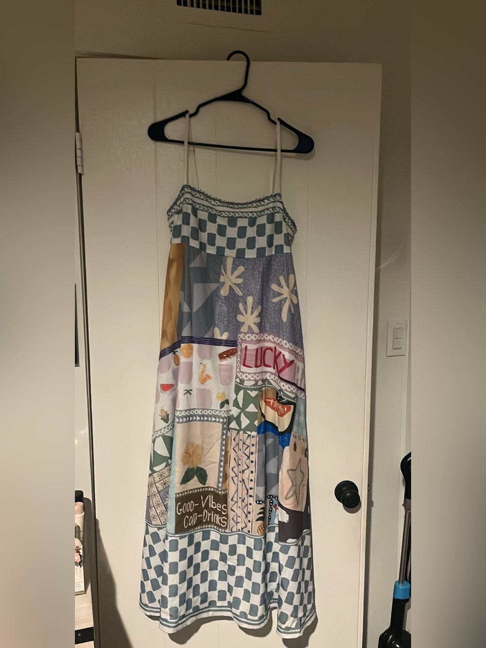Graphic Print Sundress with shoulder straps and pockets- size medium